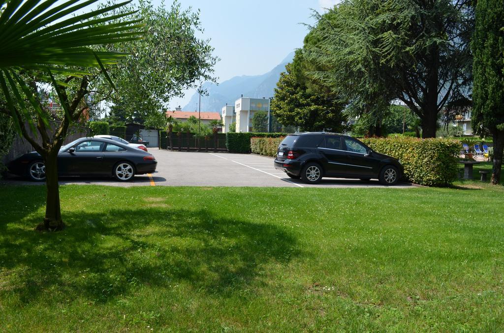 Sunlake Hotel Riva del Garda Kültér fotó