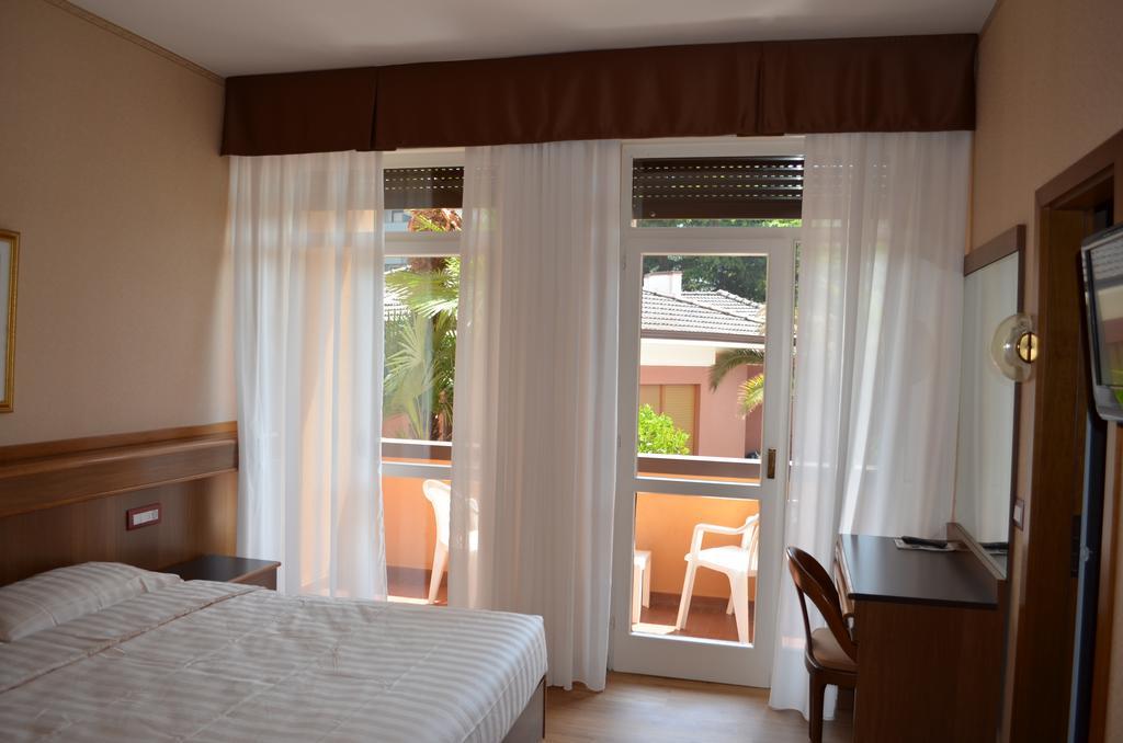 Sunlake Hotel Riva del Garda Kültér fotó